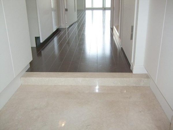 玄関(★お部屋探しは株式会社タウンハウジング東京まで★)