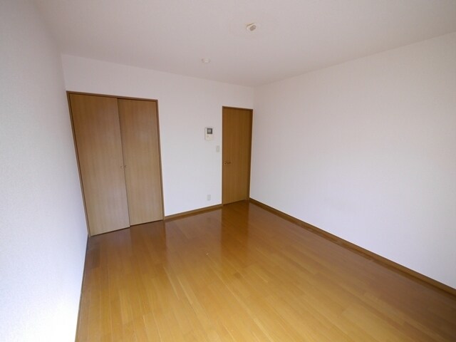 物件内観写真4　(★フローリングのお部屋です★)