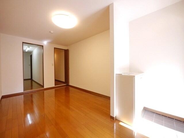 物件内観写真13　(★居室★)