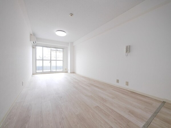 リビング・居室(別号室参考写真)