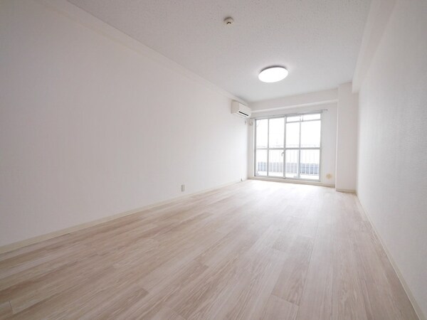 寝室(別号室参考写真)