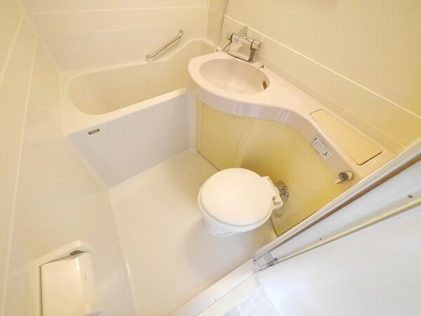 トイレ(別号室参考写真)