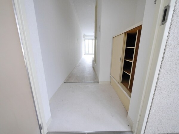 玄関(別号室参考写真)