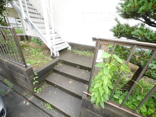 エントランス(★お部屋探しは、タウンハウジング多摩センター店へ★)