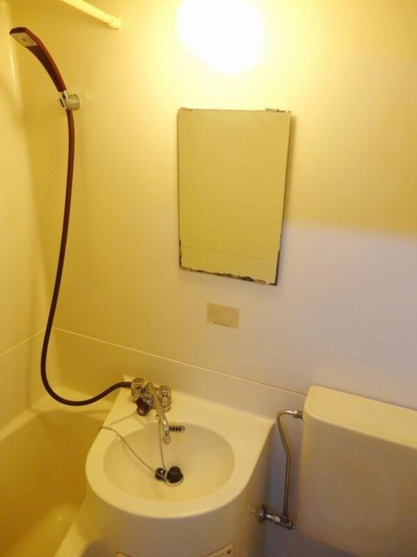 洗面(同建物別号室参考写真です)