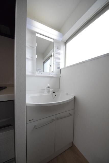 物件内観写真8　(☆独立洗面台☆)