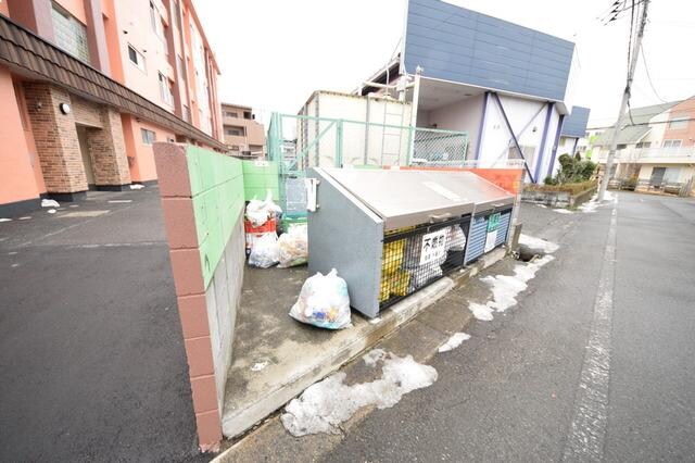 物件内観写真12　(☆ゴミ置場☆)