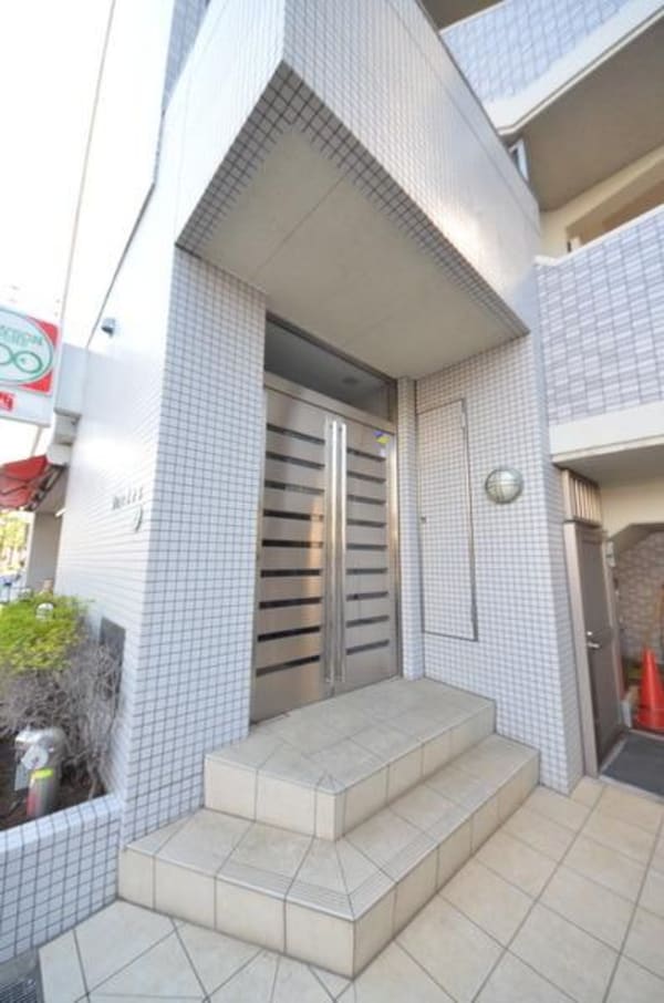 エントランス(外観・共用部分)
