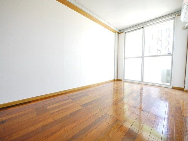 リビング・居室(★お部屋探しは株式会社タウンハウジング東京まで★)