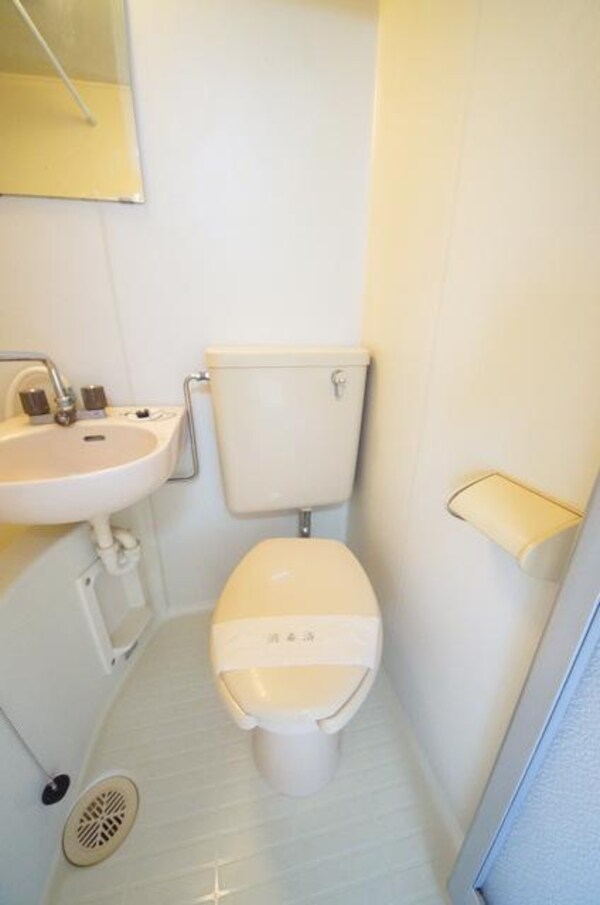 トイレ(★お部屋探しは株式会社タウンハウジング東京まで★)