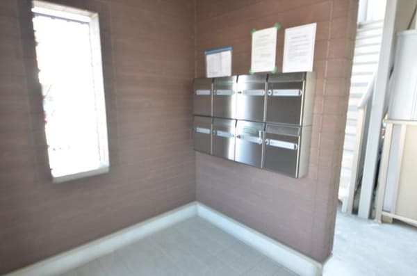 エントランス(★お部屋探しは株式会社タウンハウジング東京まで★)