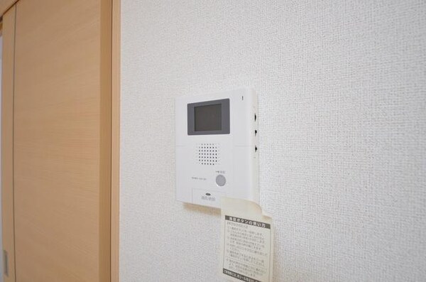 セキュリティ(♪モニターで突然の来訪者を事前にチェック！♪)