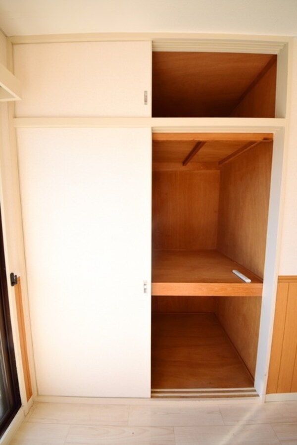 収納(同建物別号室別タイプ参考写真です)