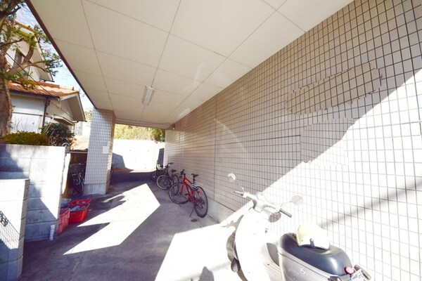 エントランス(★お部屋探しは、タウンハウジング多摩センター店へ★)