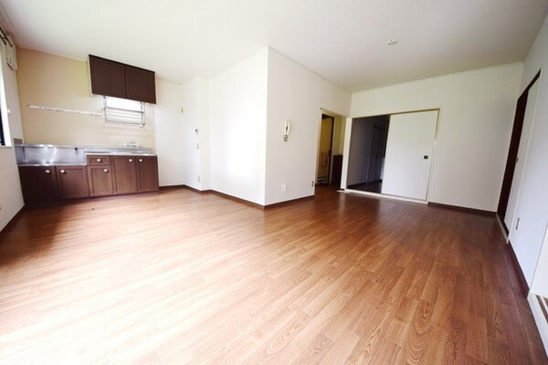 リビング・居室(★同物件別号室の参考写真です★)