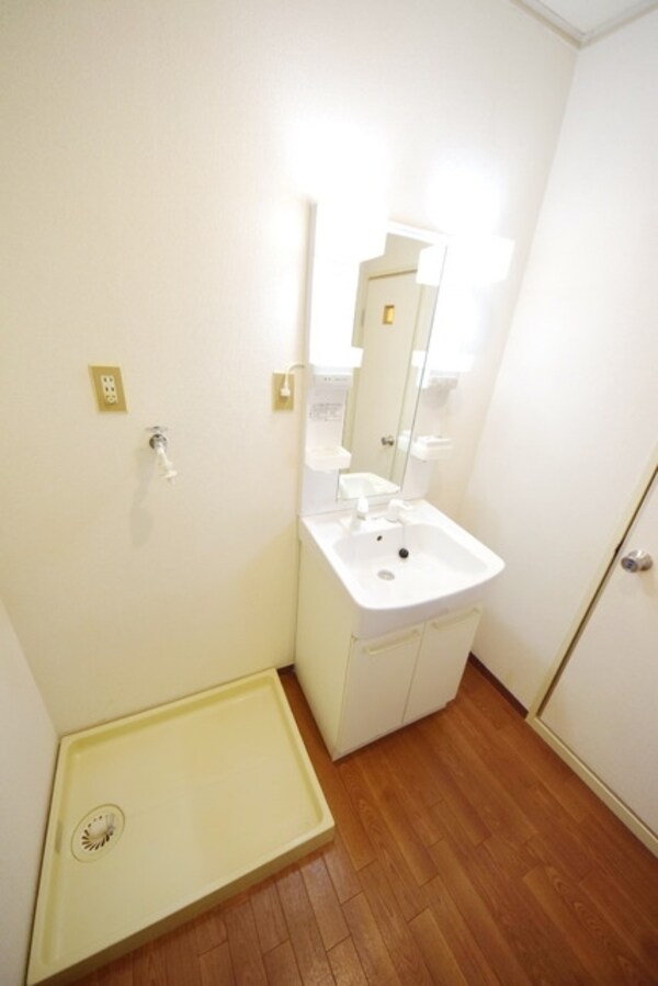 洗面(★同物件別号室の参考写真です★)