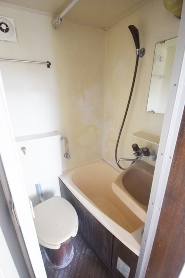 バス／シャワールーム等(別号室参考写真)