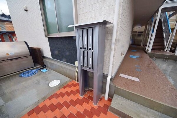 その他(★共用ポストはダイヤル式なんです★)