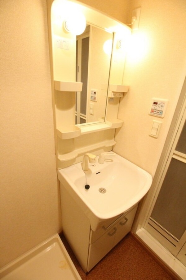 洗面(★忙しい朝に便利な独立洗面台★)