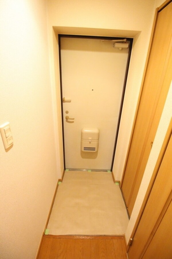 玄関(★シューズボックス付き玄関スペース★)