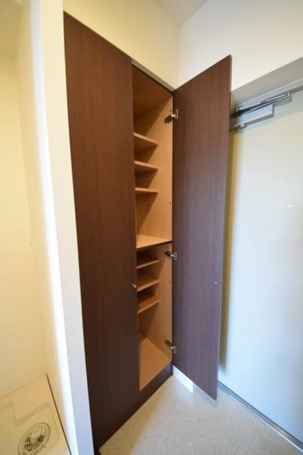 設備(☆たくさん入るシューズボックス♪☆)