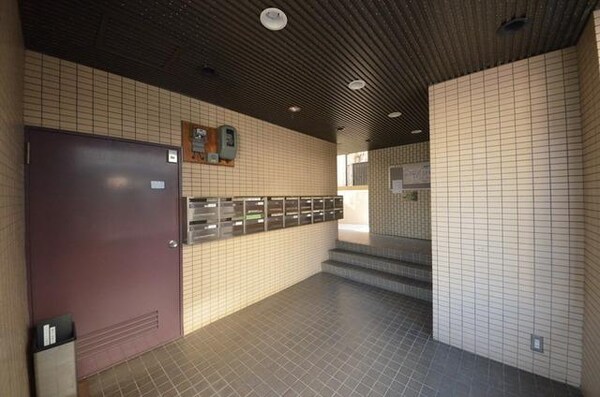 エントランス(外観・共用設備)