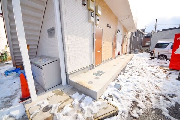 エントランス(★１階のお部屋はこちらから★)