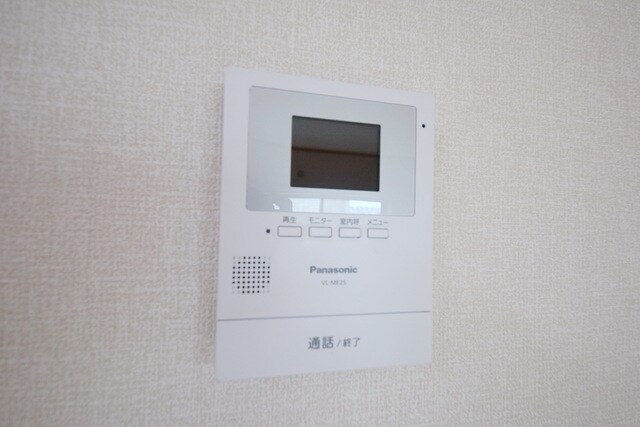 物件内観写真11　(★モニター付きで安心感が違いますね★)