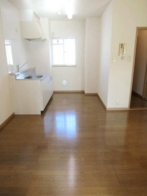 リビング・居室(★８．５帖のLDK！広々です★)