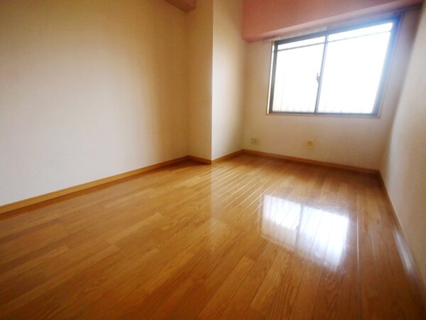 リビング・居室(★お部屋探しは株式会社タウンハウジング東京まで★)