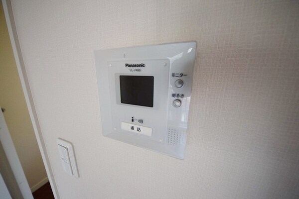 セキュリティ(～ＴＶモニタホンだから突然の来訪者も安心～)