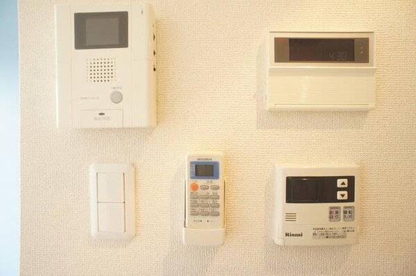 セキュリティ(映像で来訪者確認ができる、ＴＶモニタ付インターホン完備◎)