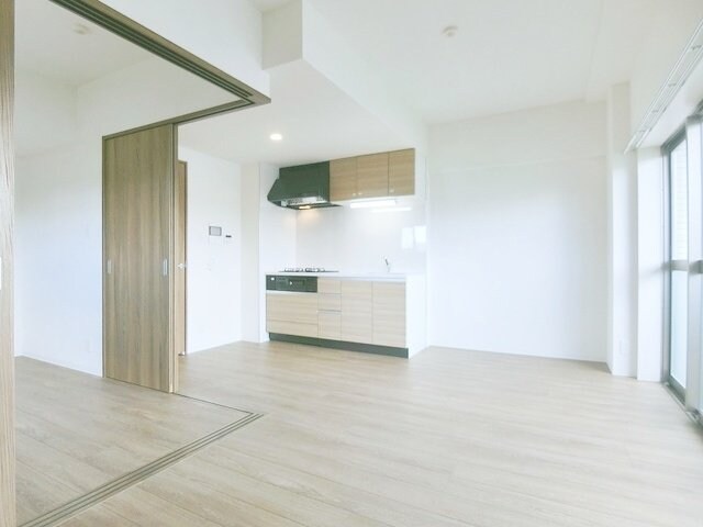 リビング・居室(★お部屋探しは株式会社タウンハウジング東京まで★)