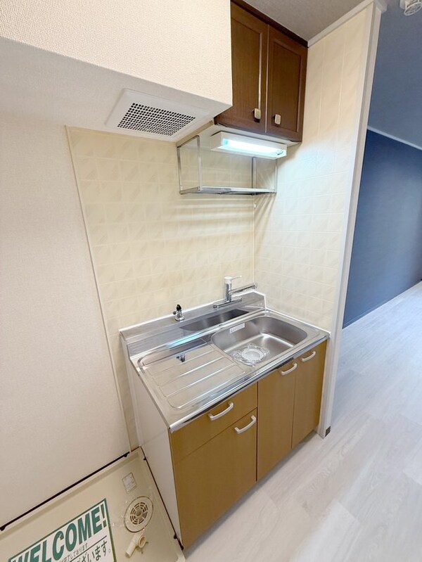 キッチン(★収納棚付きのキッチンです★)