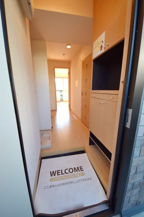 玄関(★お部屋探しは株式会社タウンハウジング東京まで★)