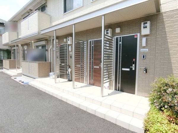 エントランス(★お部屋探しは株式会社タウンハウジング東京まで★)