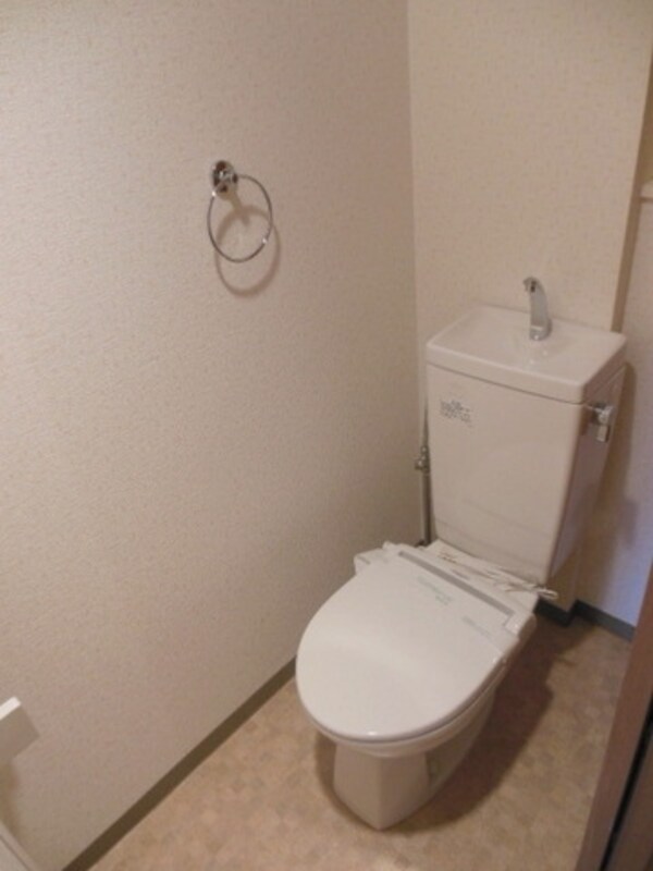 トイレ(★お部屋探しは株式会社タウンハウジング東京まで★)