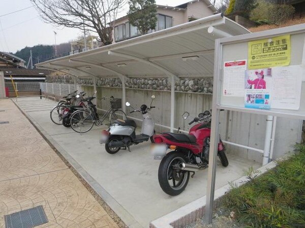 共有部分(★バイクも停めちゃってます★)