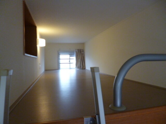 物件内観写真10　(★ロフトも結構広いですね★)