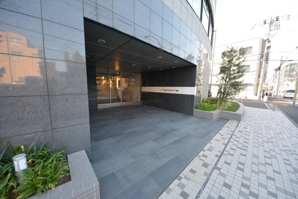 エントランス(外観)