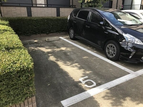 駐車場(★お問い合わせはタウンハウジング祖師ヶ谷大蔵店まで★)