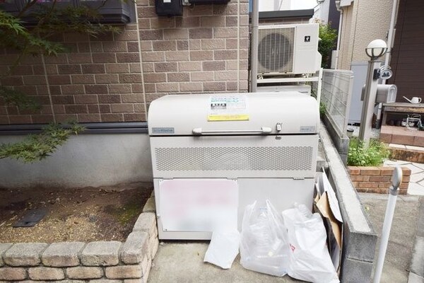 共有部分(★専用のごみ置き場です★)