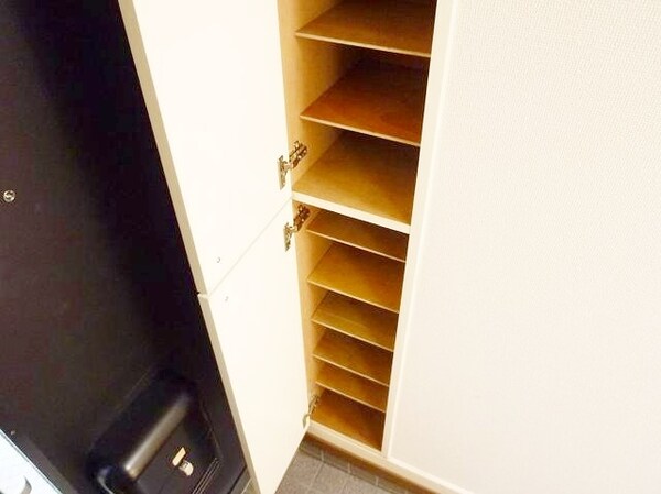 玄関(シューズＢＯＸ)