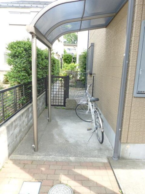 共有部分(★屋根付き駐輪場です★)