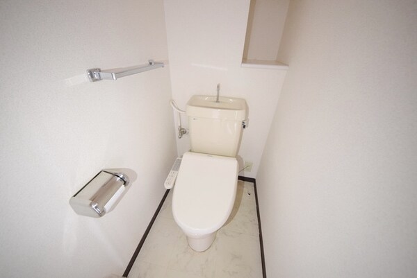 トイレ(★清潔感のあるトイレです★)