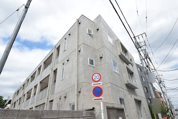 外観(★駅徒歩4分の便利な立地です★)