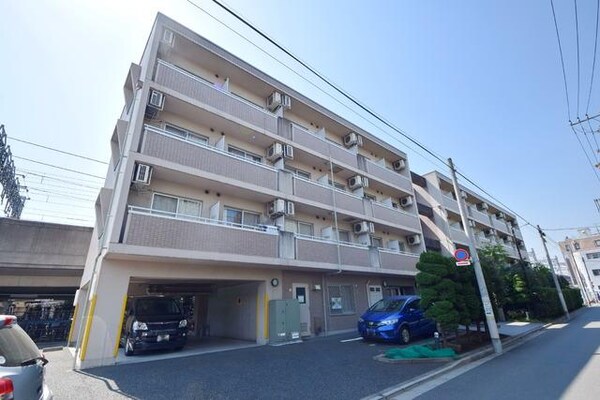 外観(★喜多見駅徒歩１分の物件です★)