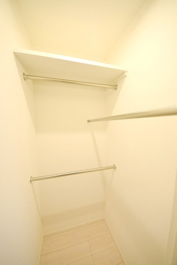 収納(☆ウォークインクローゼット☆☆別部屋参照用画像☆)