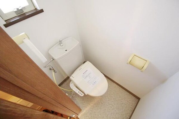 トイレ(★清潔感のあるトイレです★)