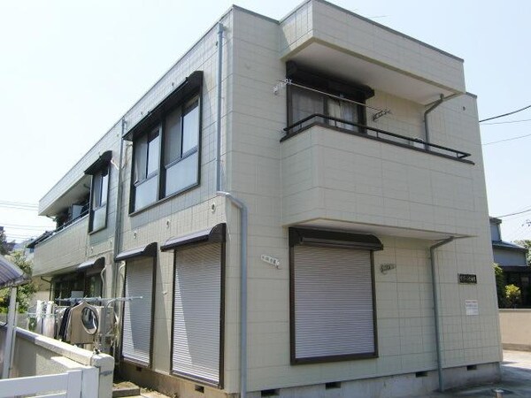 外観(★南東向き日当たり良好・大手ハウスメーカー施工です★)
